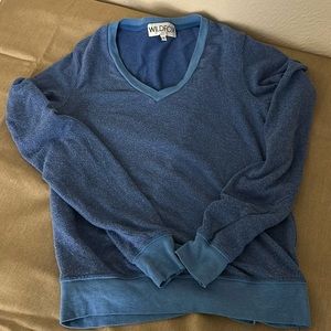 Wildfox V- neck sweatshirt that’s soft & springy. Lightweight feel but warm.